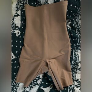 Skims Body Core Sculpt High Waisted Short